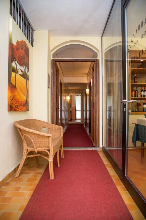 Hotel Madonna Della Neve Pettenasco Exterior foto